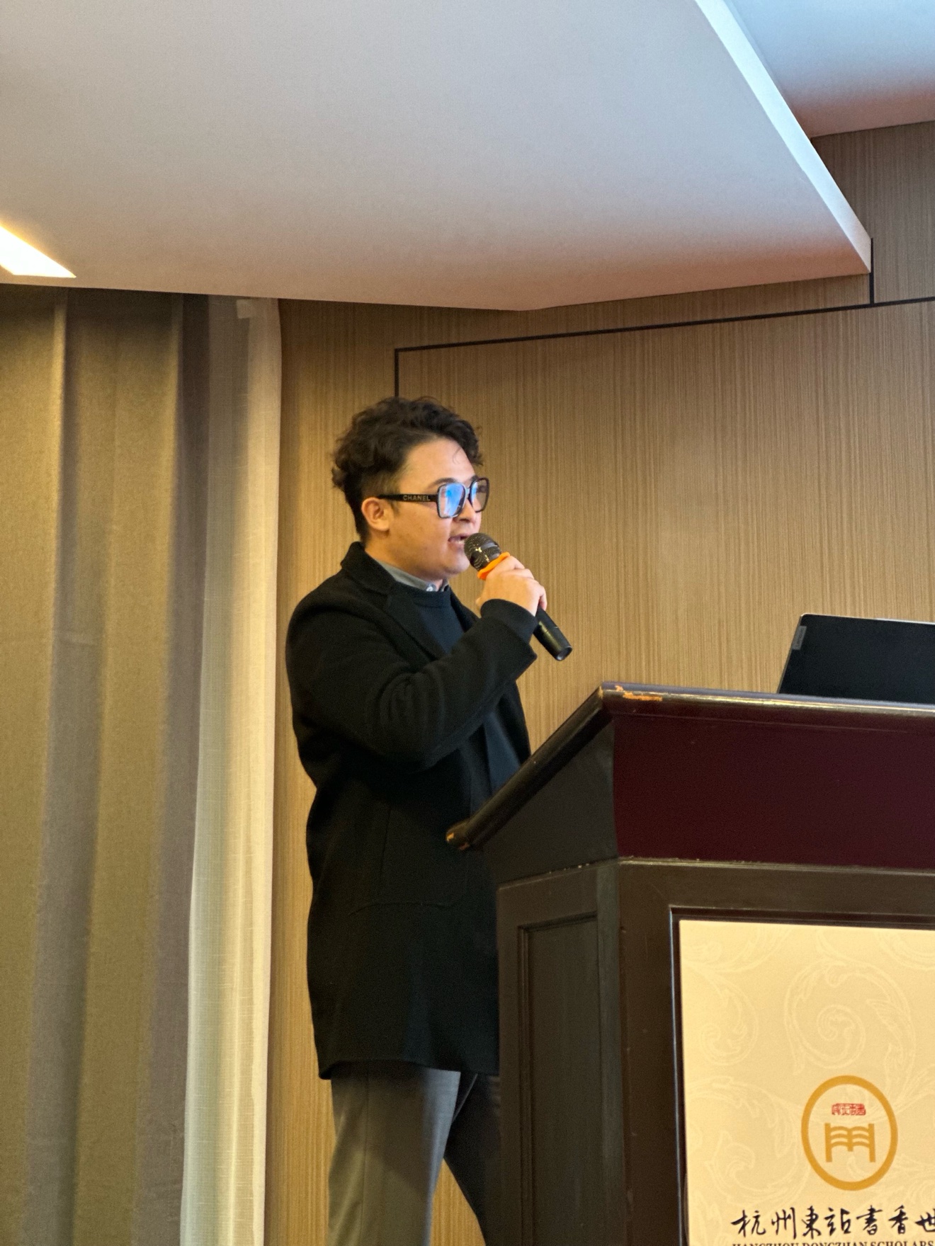 Simon Ye · 冶明哲